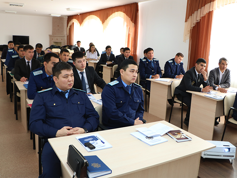 Академия генеральной прокуратуры казахстана. Академия правоохранительных органов. Академия прокуратуры РК.